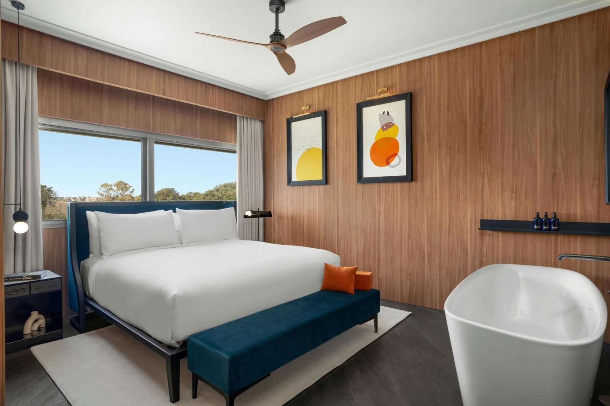 Sheraton Hotel&conference Center Hotel 4*